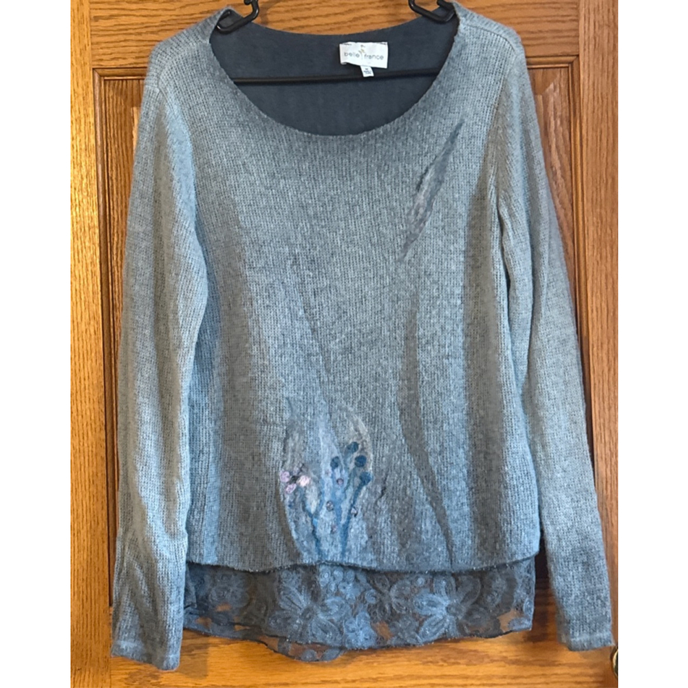 Women's belle france Gray Crew Neck Sweater with Blue Floral Lace, M